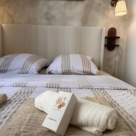 La Des Sables - Balneo - Downtown Apartman *